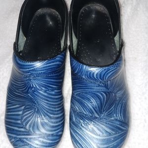 Dansko shoes, blue, 40, some wear